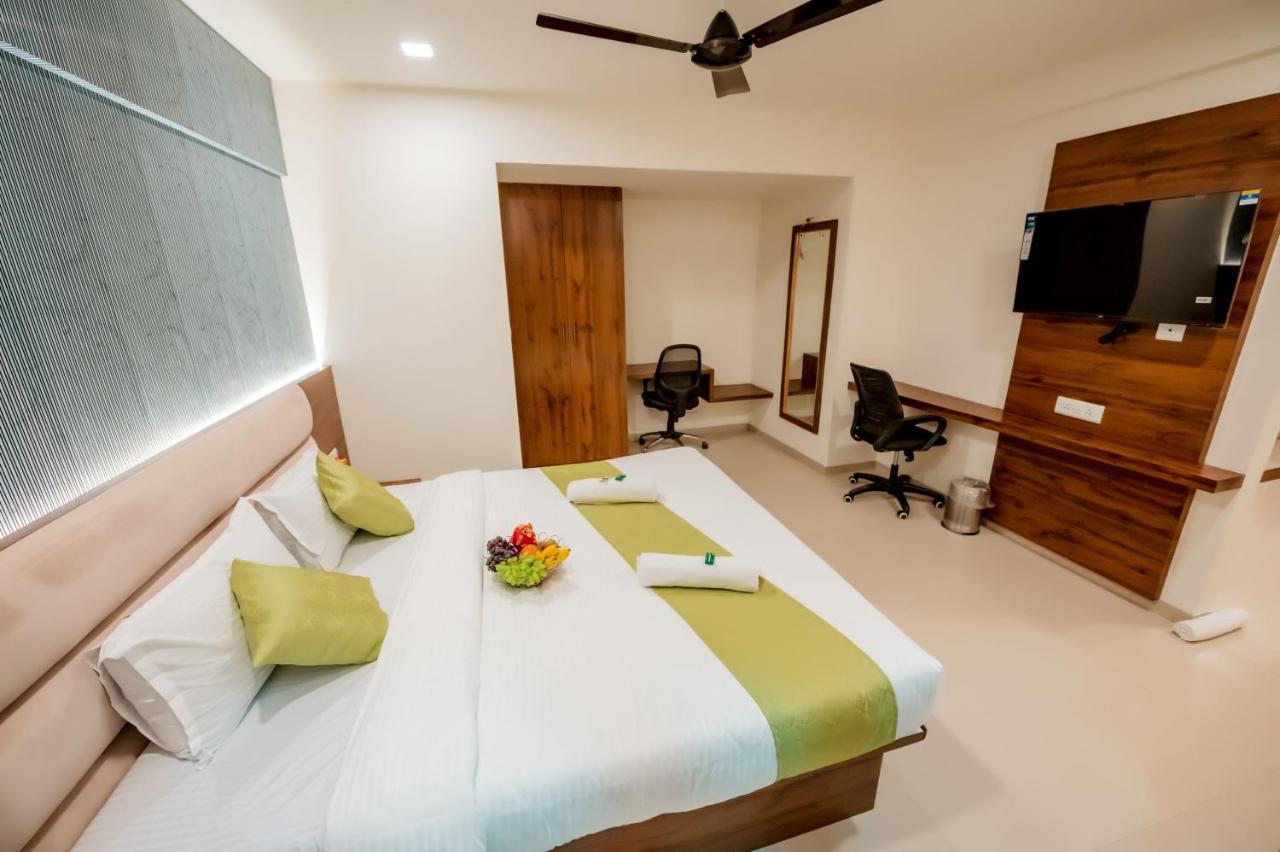 Hotel Heraa International Mangalore Extérieur photo